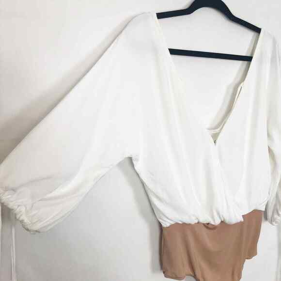 For Love & Lemons V-Neck White Womens Bodysuit Size Small - Picture 6 of 13